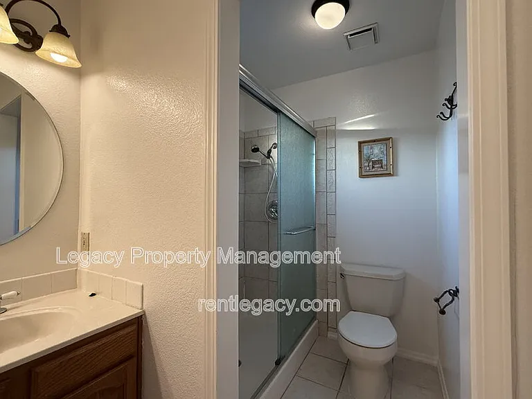 5350 Laguna Park Dr — Photo 15