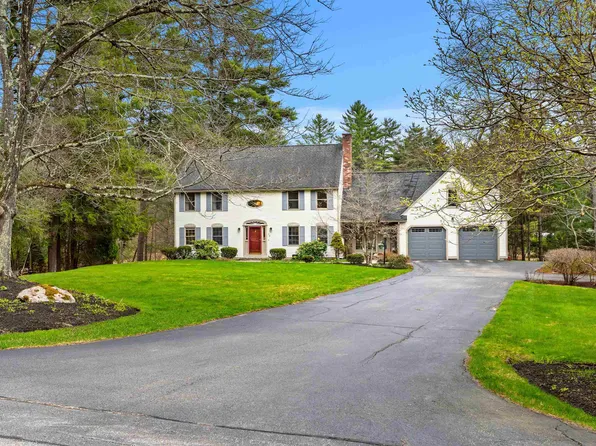 12 Magazine Street, Bedford, NH 03110