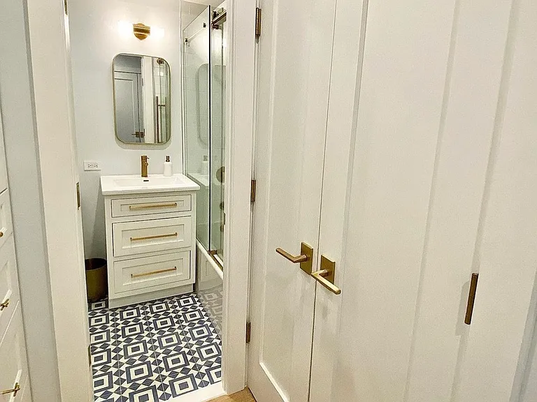 241 E 76th St #4G — Photo 11