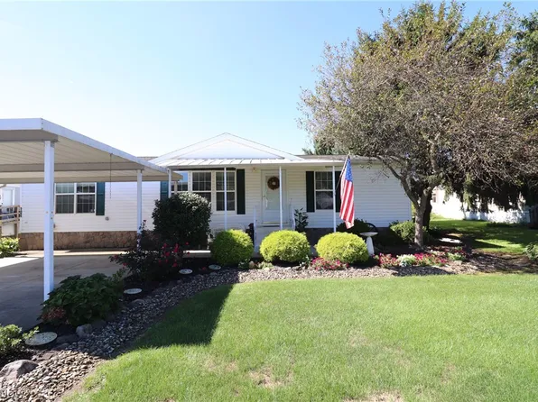 106 Shawnee Ln #106, Creston, OH 44217