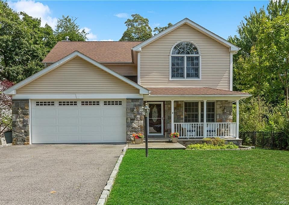 1st image of 18 Osage Dr W