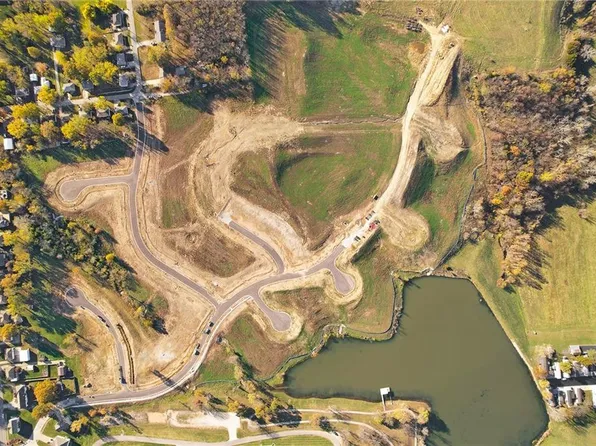 23 W Marlow St, Odessa, MO 64076