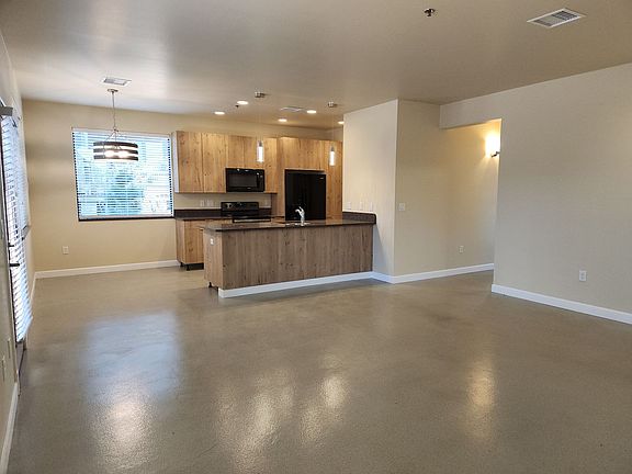 3rd image of 200 E Malibu Dr #4