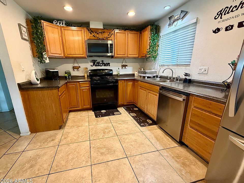1st image of 3612 W PALMAIRE Avenue