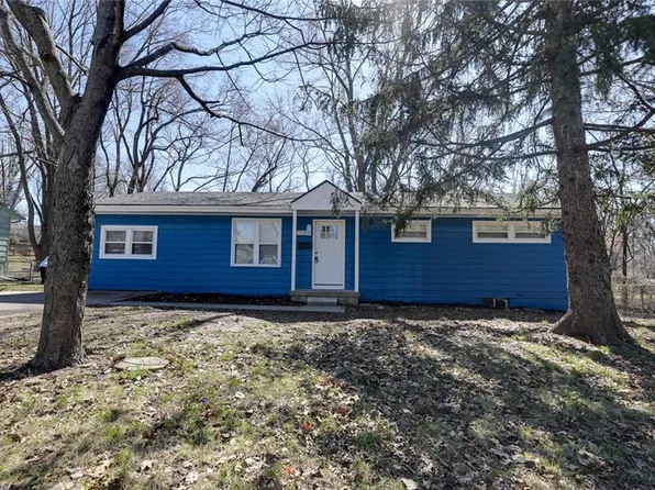 11215 E 49th St, Kansas City, MO 64133