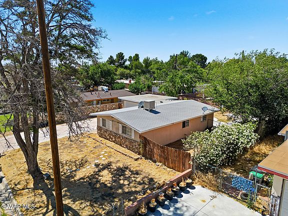 5th image of 2047 W Lingard St