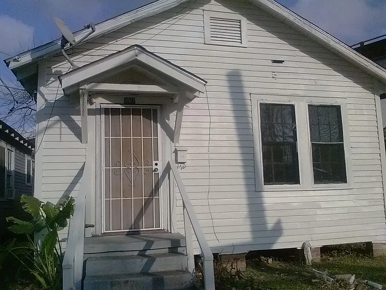 867 East Blvd — Photo 5