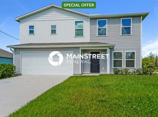 1926 NW 22nd Pl, Cape Coral, FL 33993