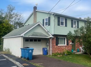 233 W Park Ave #1, Sellersville, PA 18960