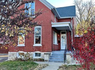 325 S 12th St, Quincy, IL 62301