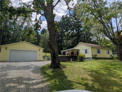 30 Bloxsom Ln, Finleyville, PA, 15332