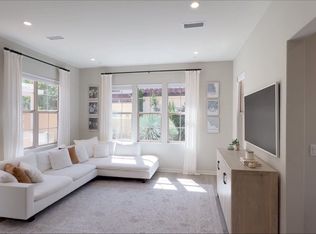 128 Leafy Twig, Irvine, CA 92618