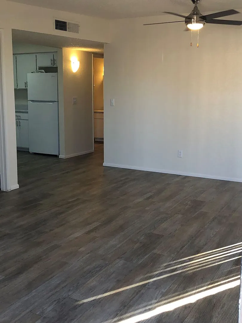 Taylor Heights Apartments — Photo 1