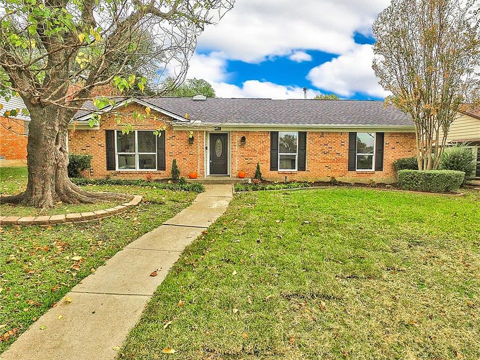 1st image of 7739 El Pensador Dr
