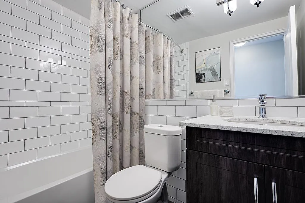 165 19th Street, East — Photo 4