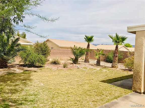 2nd image of 2433 E Wildflower Dr
