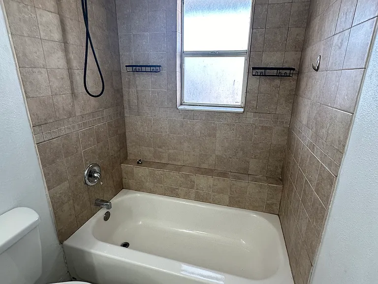 3206 Parkside Ct — Photo 17