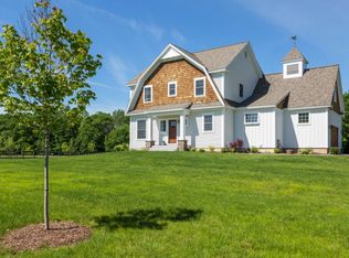 5 Saratoga Farm Rd, Malta, NY 12020