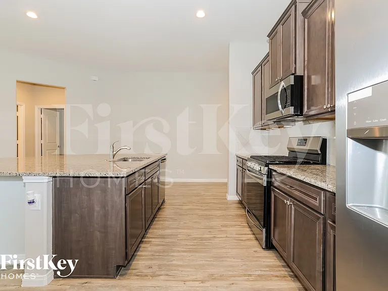 14221 Rainier Peak Xing — Photo 7