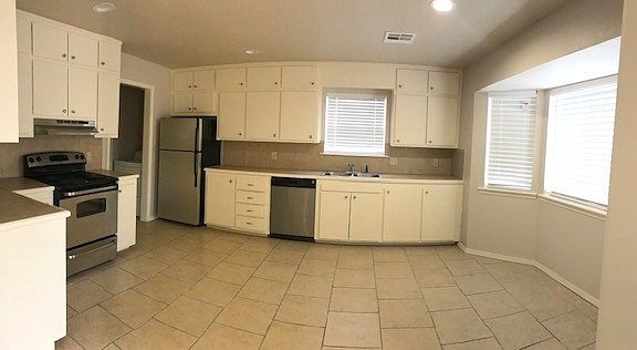 4th image of 200 Rock Hollow Dr #304