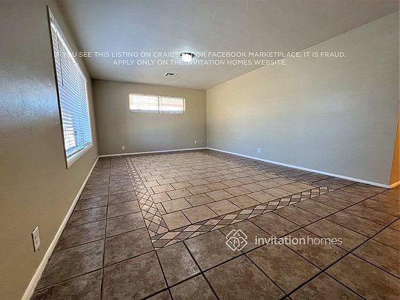 4th image of 400 N Sunset Dr