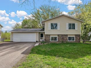 8947 Jasmine Ln S, Cottage Grove, MN 55016