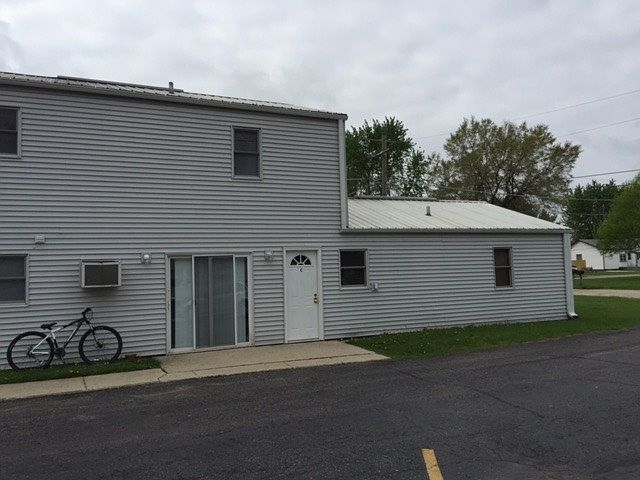 1st image of 530 E 3rd St APT C