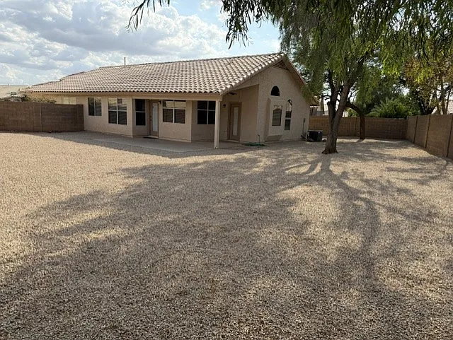 3968 E Stanford Ave — Photo 3