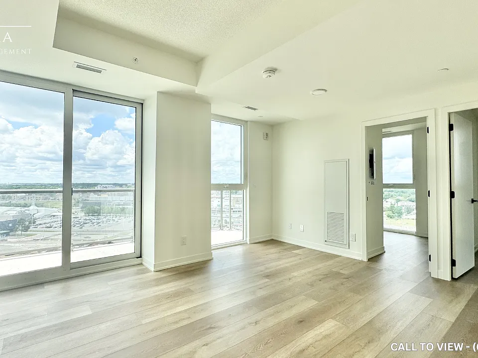 33 Erie Ave #1601