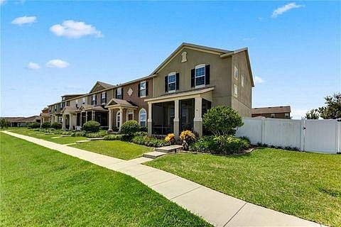 1st image of 521 Juniper Springs Dr