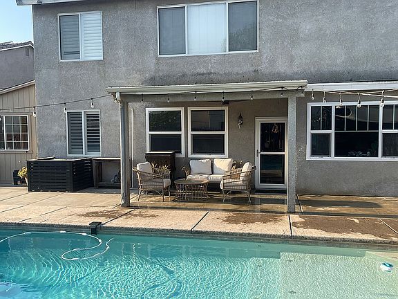 4th image of 940 W Sandstone Ct