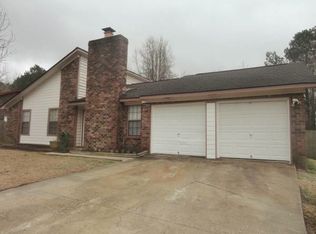 517 Savannah Rd, Ladson, SC 29456