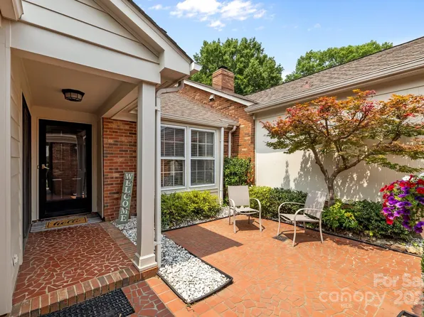2419 Quail Lake Dr, Charlotte, NC 28210