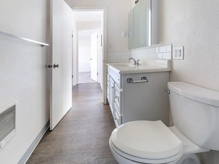 Welcome to Heather Place Apartments - Where comfort meets convenience! — Photo 9