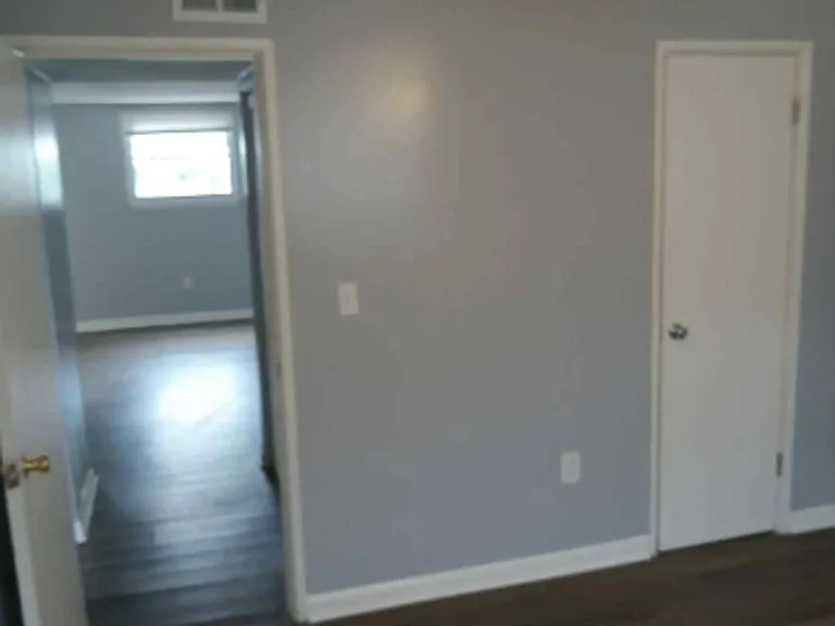 4900-4903 Saddlebrook Ln — Photo 3
