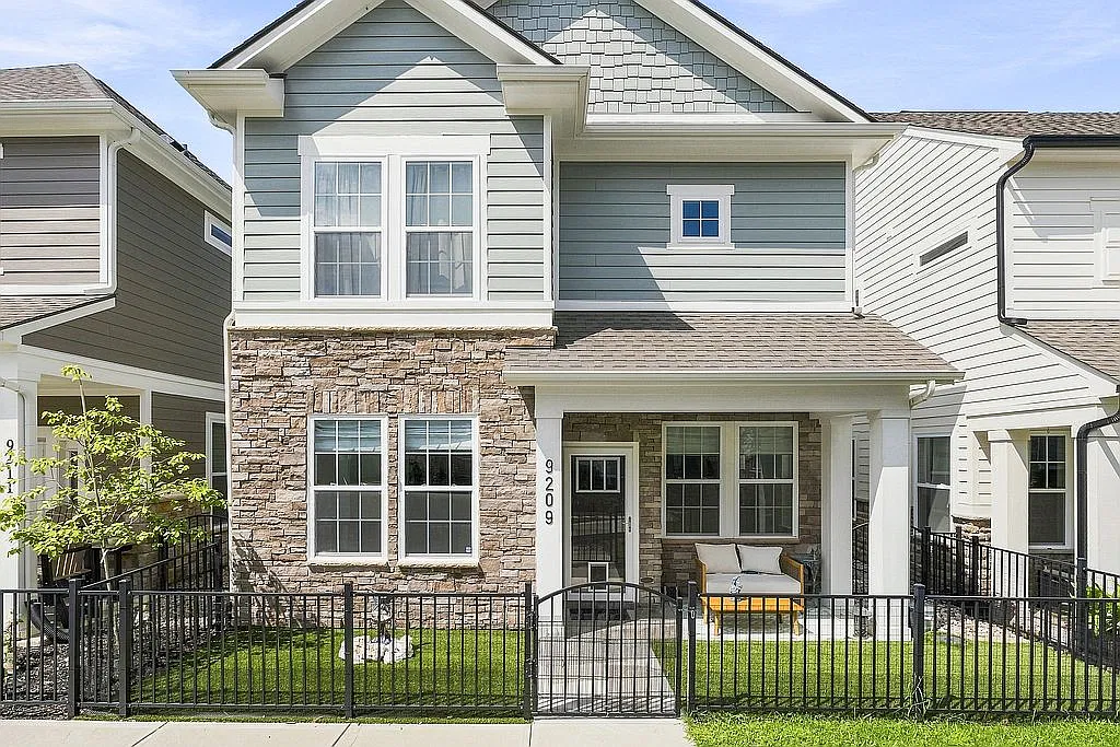 Property main image