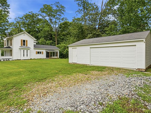 4th image of 665 Hamburg Rd