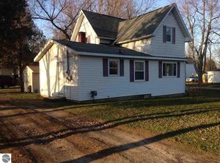 232 S Gwinner St, Ithaca, MI 48847