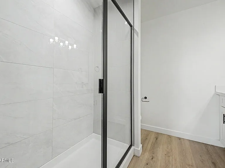 141 W Latona Rd — Photo 12