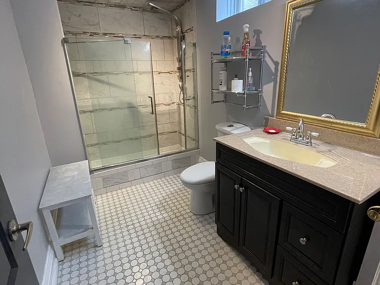 145 Columbus Ave #BASEMENT — Photo 6