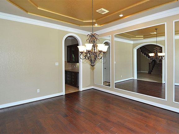 5th image of 6022 Rustic Creek Ln