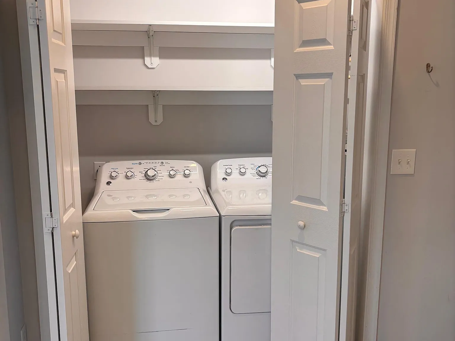 104 Jackson Street — Photo 2