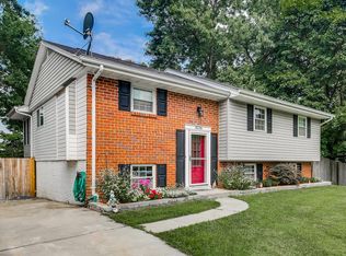 8236 Chalet Ct, Millersville, MD 21108