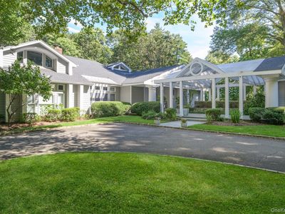 48 Morgan Drive, Old Westbury, NY, 11568