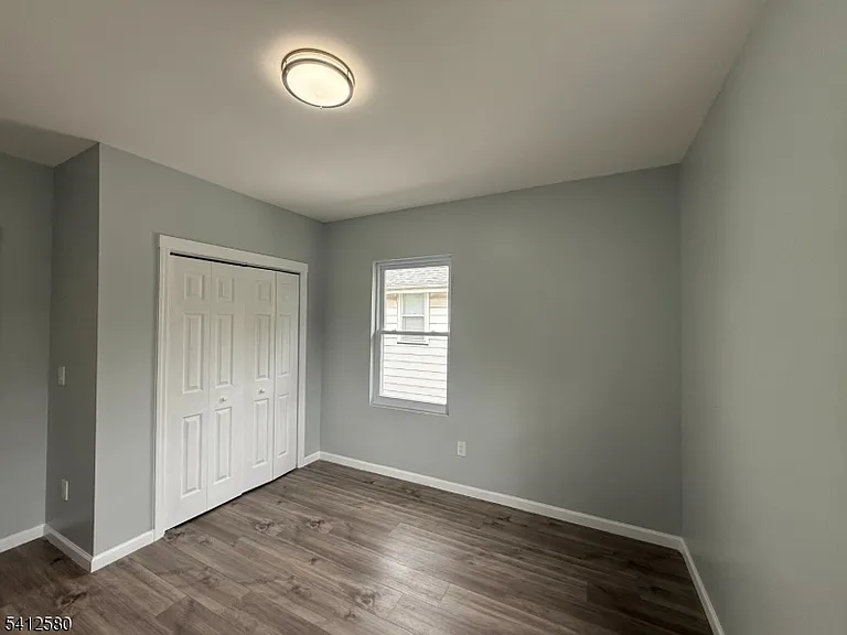 190 E Lindsley Cedar — Photo 9