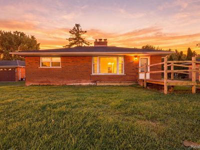 20290 Meridian Rd, Grosse Ile, MI, 48138