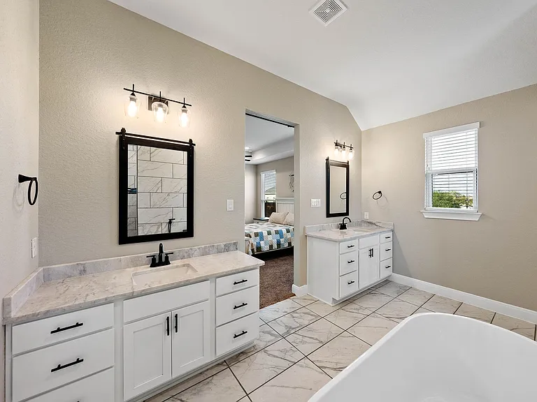 132 Ash Pkwy — Photo 34