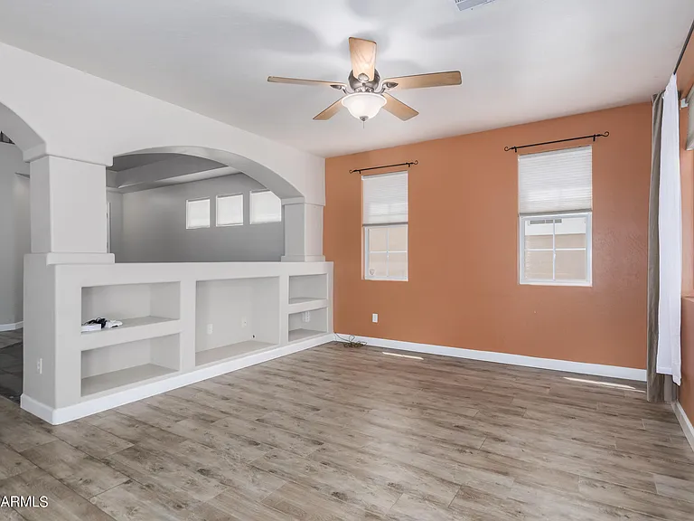 204 W Mountain Sage Dr — Photo 15