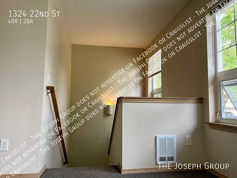 1324 22nd St — Photo 5