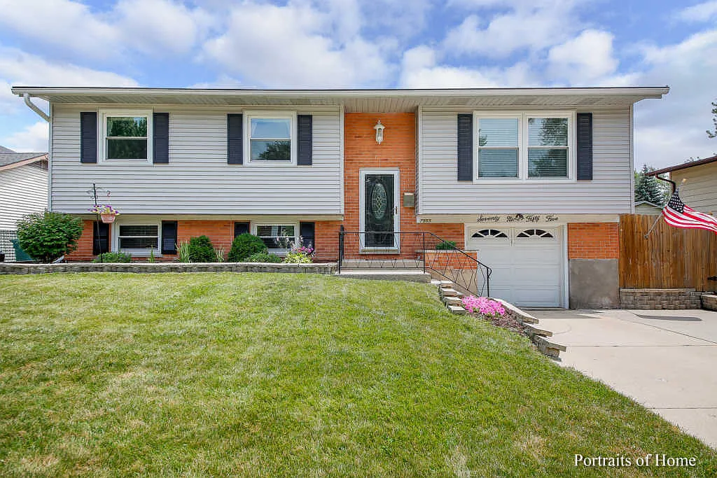 7955 Ramsgate Cir N photo 1